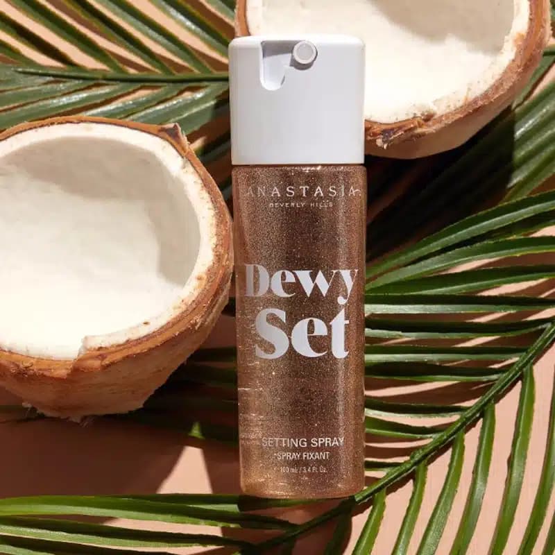 اسپری فیکس درخشان کننده پوست آناستازیا بورلی هیلز Anastasia Beverly Hills مدل Dewy Set Setting Spray (100 میل) — تصویر ۳