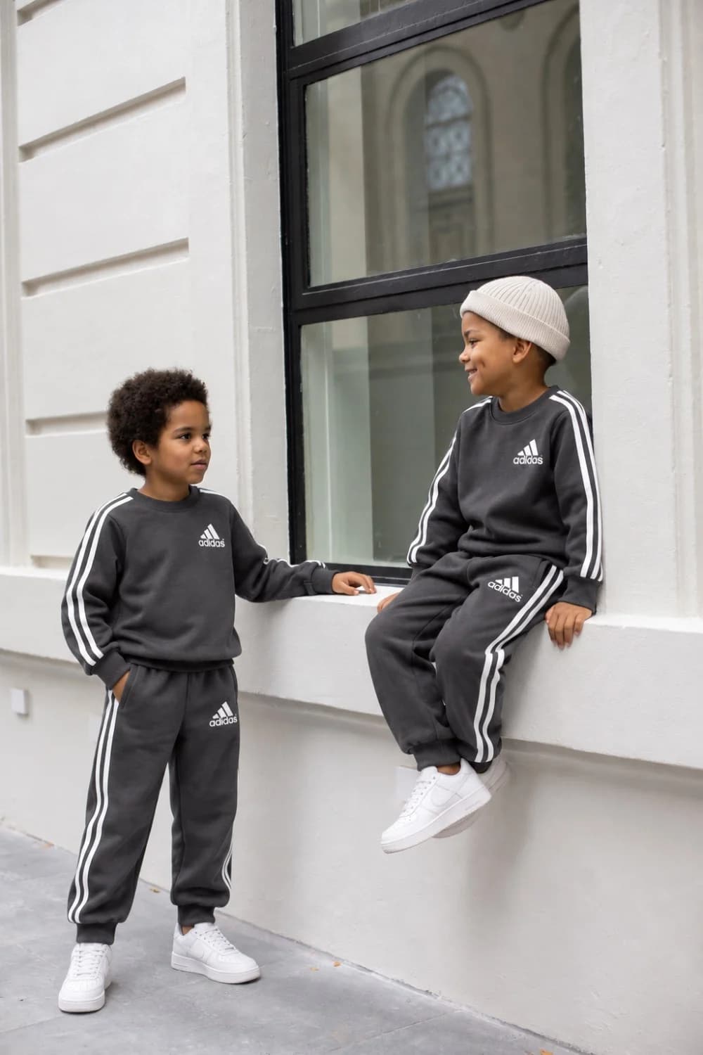 ست بلوز و شلوار بچگانه آدیداس طوسی تیره|Adidas kids tracksuit -charcoal grey — تصویر ۴