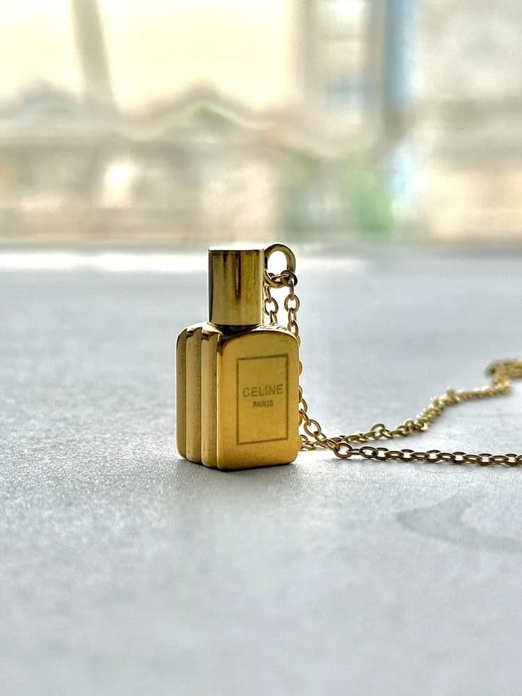 گردنبند استیل طلایی عطر عشق — تصویر ۵