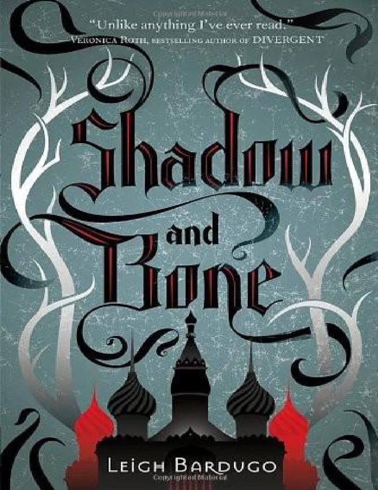 کتاب Shadow and Bone (سایه و استخوان) نسخه انگلیسی PDF | لی باردوگو (Leigh Bardugo)