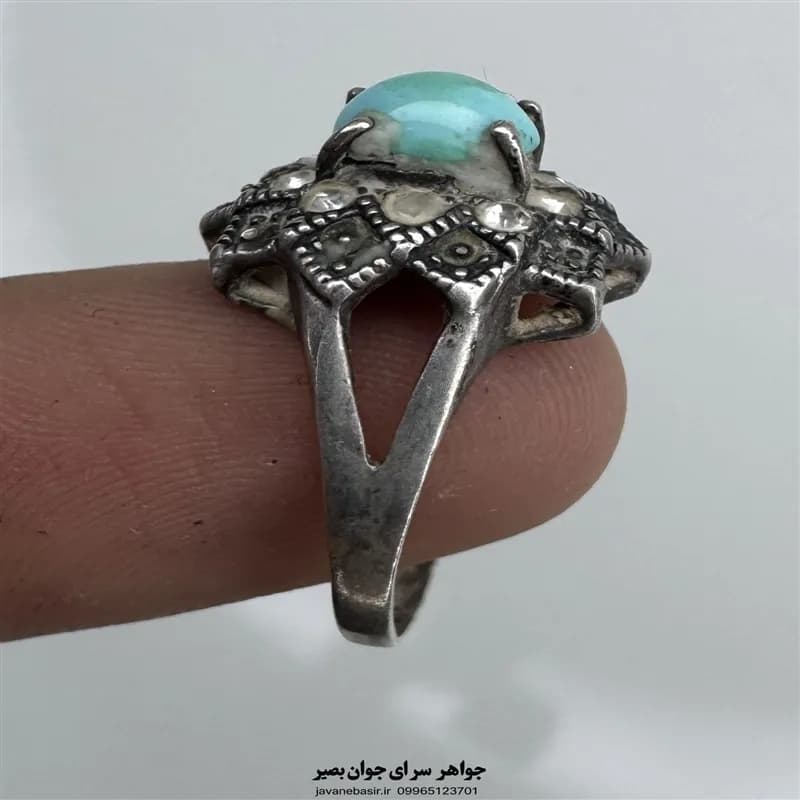 انگشتر نقره دستدوم با فیروزه عجمی آبی — تصویر ۲