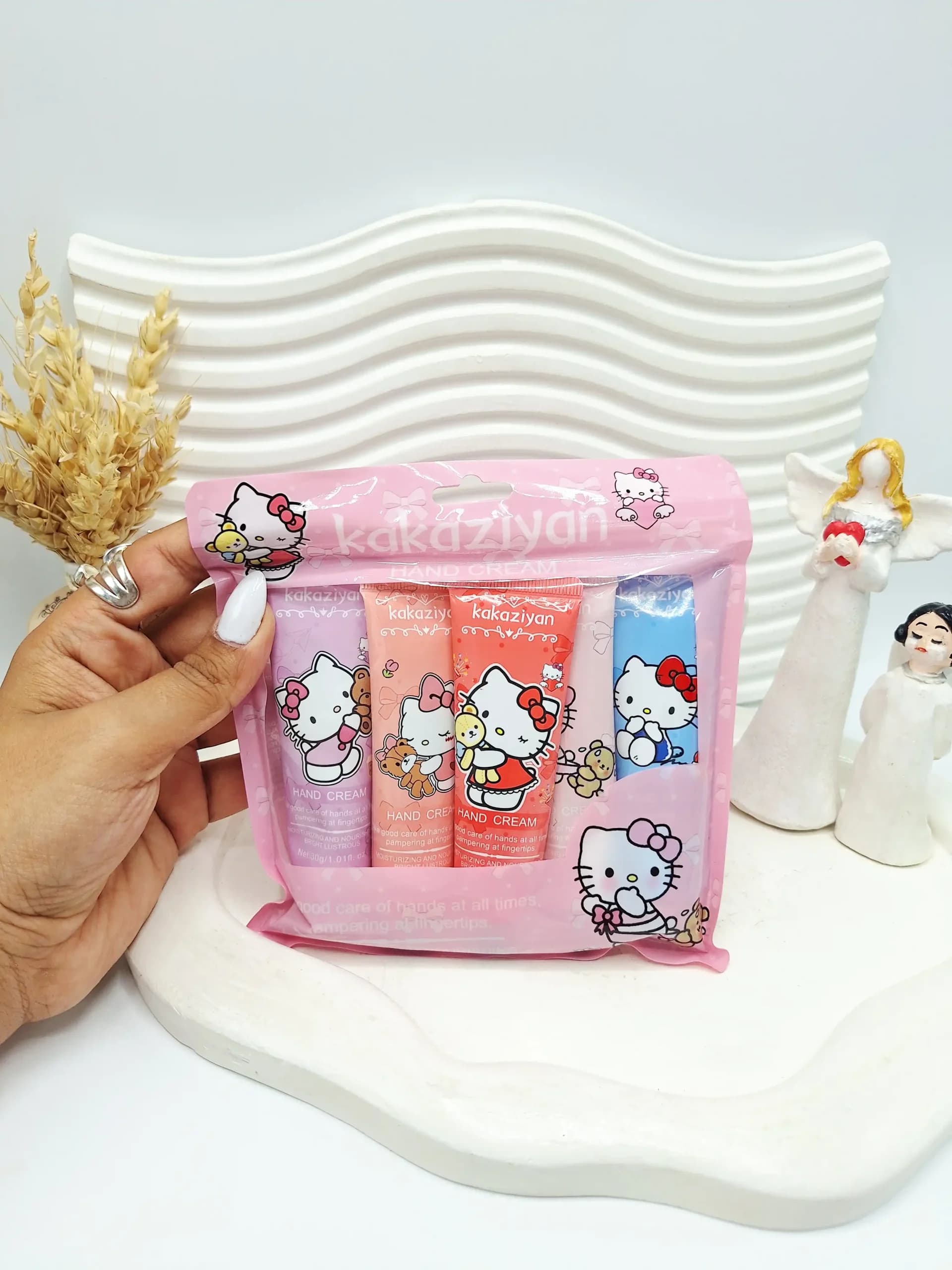 پک ۵ عددی کرم دست کیتی Hello Kitty — تصویر ۲