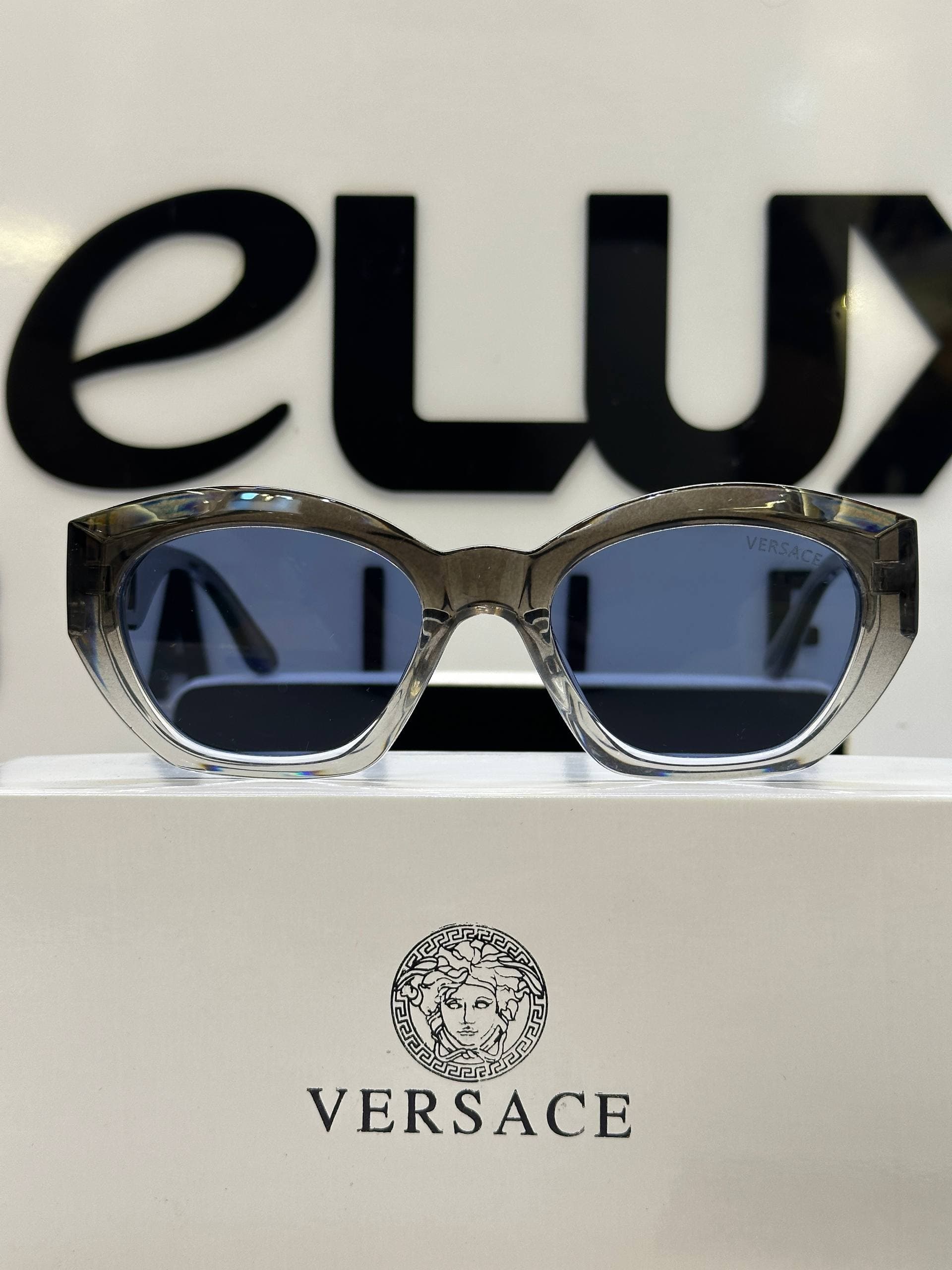 عینک ورساچه Versace Sunglasses ZT7068 — تصویر ۷