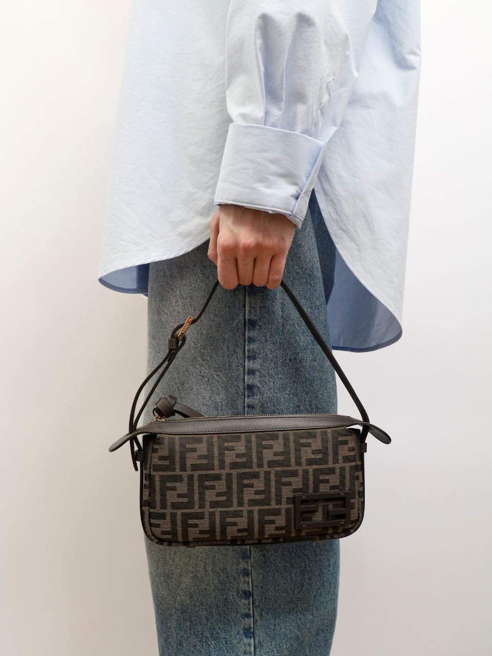 کیف فندی باگت Fendi Bag — تصویر ۴