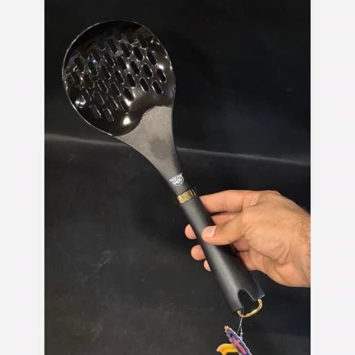 سرویس کفگیر و ملاقه نیوهوم مشکی طلایی 7 پارچه کد 1202 — تصویر ۶