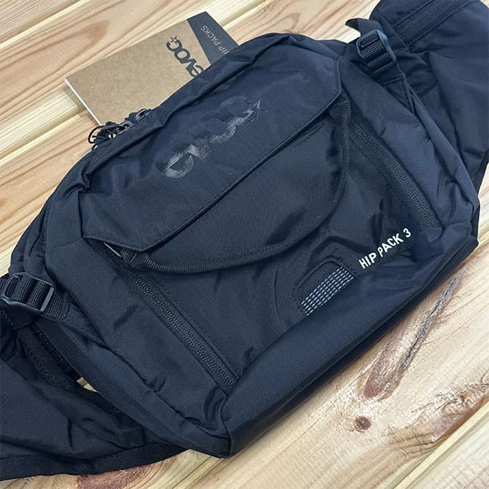 کوله کمری 3 لیتری EVOC Hip Pack – مشکی — تصویر ۵