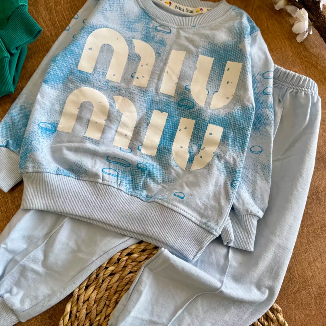 بلوز شلوار miu miu (NS) سایز 35 تا 45 کد 6860 — تصویر ۲