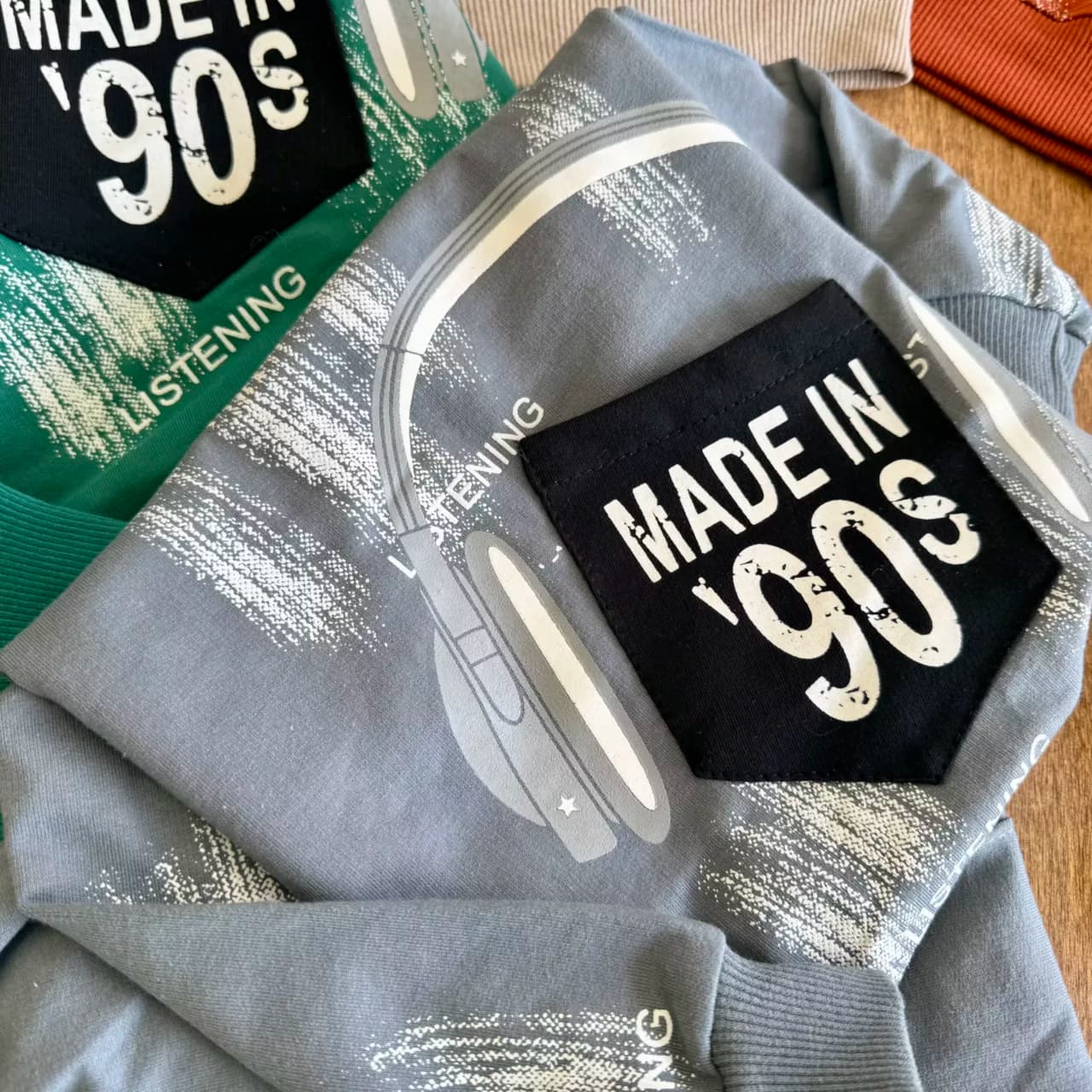 بلوز شلوار هدفون 90s (NS) سایز 35 تا 45 کد 6859 — تصویر ۳