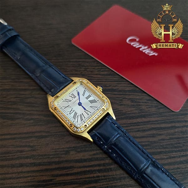 ساعت مچی زنانه کارتیر مدل دمونت دور قاب نگین CARTIER SANTOS DUMONT CSDL200 — تصویر ۷