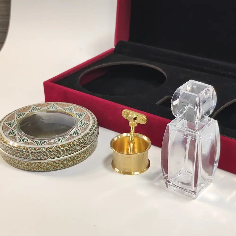 باکس زعفران مناسب 5 گرم زعفران + ظرف آذین کوچک 2105 — تصویر ۲