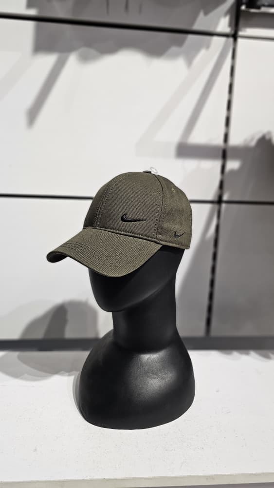 کلاه کتان نقابدار Nike – سبز