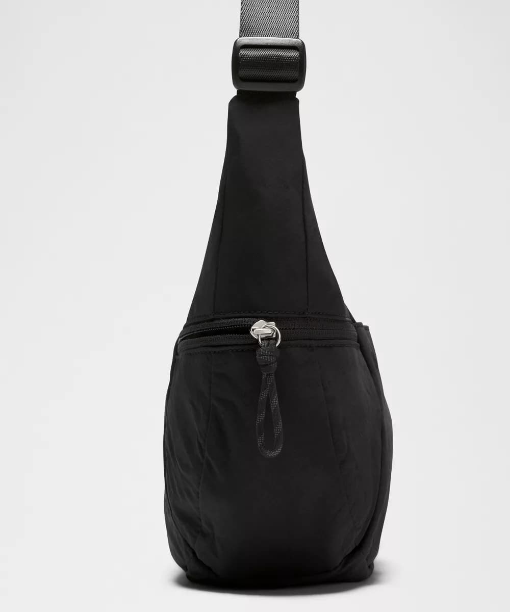 کیف رودوشی اسپرت لولولمون مدل Slouchy Sling (حجم ۶ لیتر) مشکی — تصویر ۵