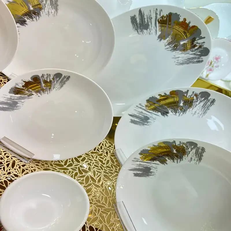 سرویس غذاخوری آرکوپال 26 پارچه طرح بوگاتی طلایی — تصویر ۲