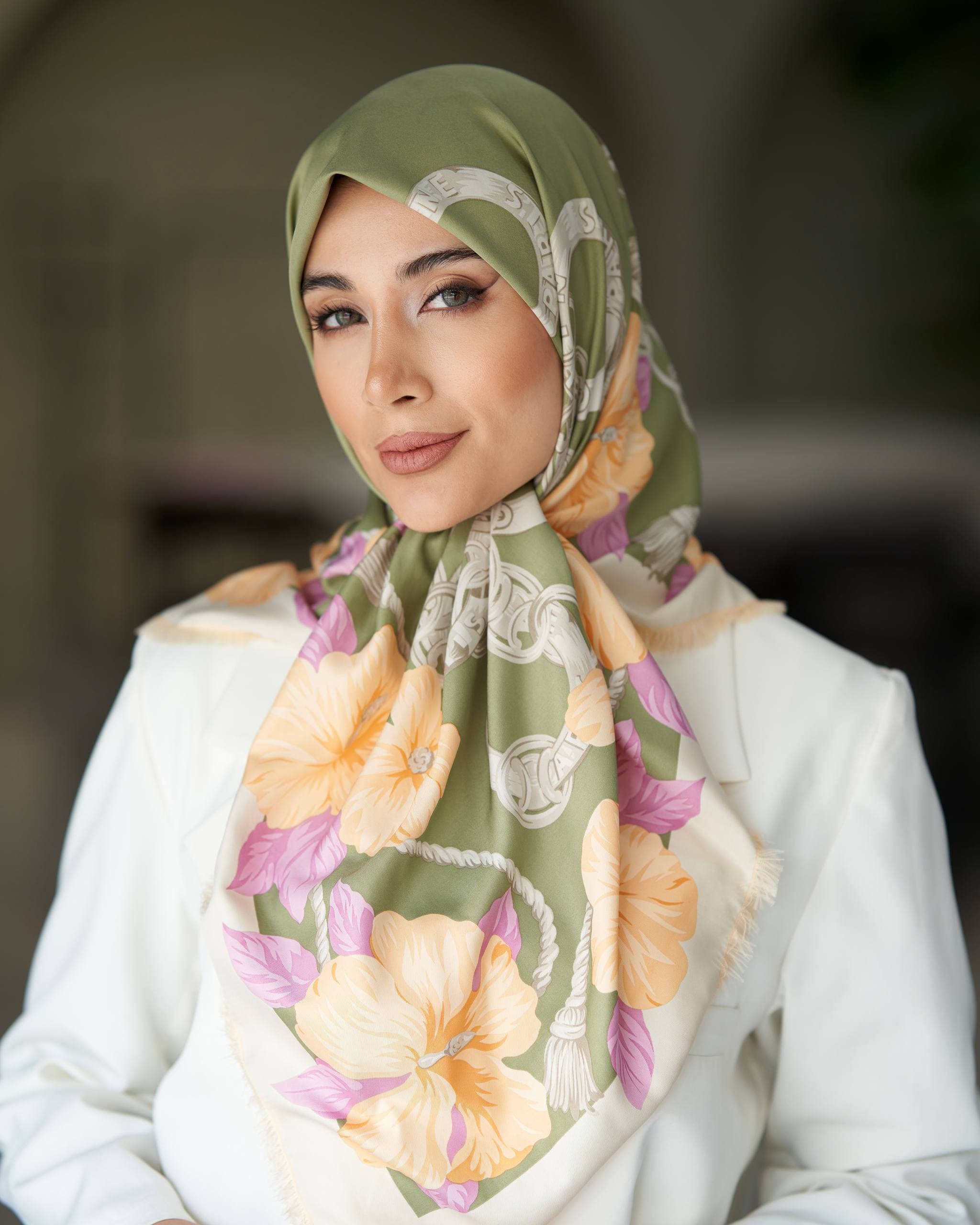 روسری ابریشم ریشه سوزنی سلین