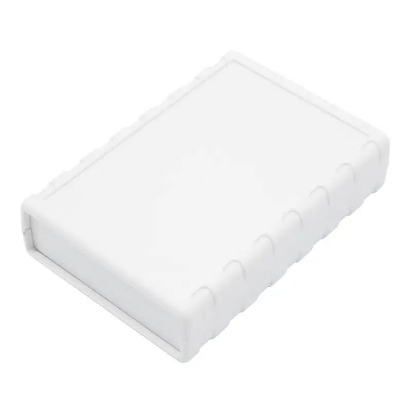 جعبه برد پلاستیکی چهار تکه سفید مدل BMD سایز 134x90x45 میلیمتر – محفظه پروژه با درب باتری جداگانه