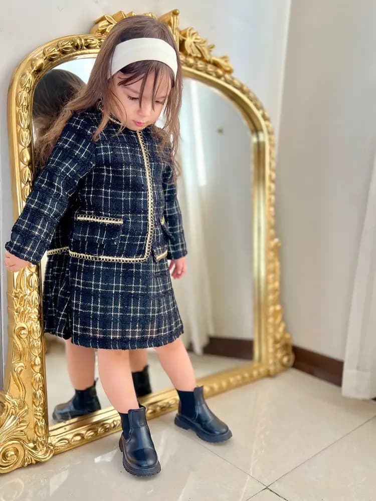 کت و دامن بچگانه شنل — تصویر ۳