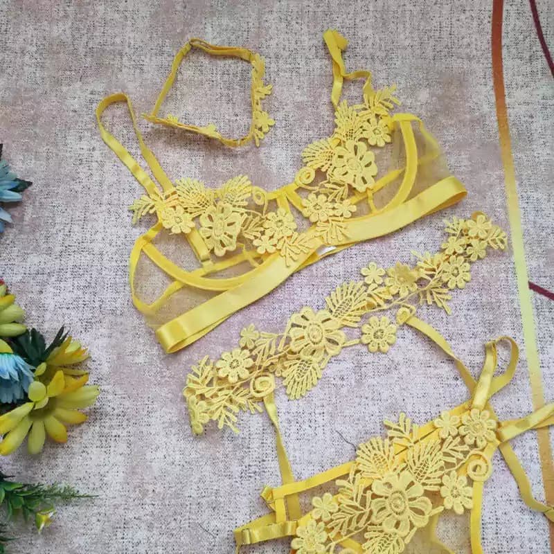 ست شورت و سوتین زنانه لاکچری Shein مدل بالکنی 52642 — تصویر ۳