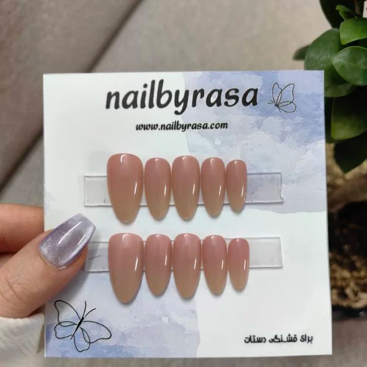 ناخن مصنوعی فرم بادامی رنگ نود کالباسی (هلویی) براق راسا – RSN0491