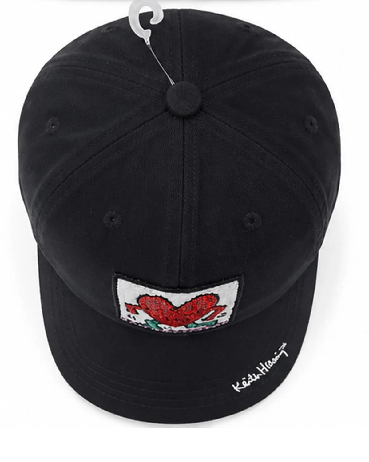 کلاه کپ مشکی طرح قلب Keith Haring مدل گلدوزی شده — تصویر ۴