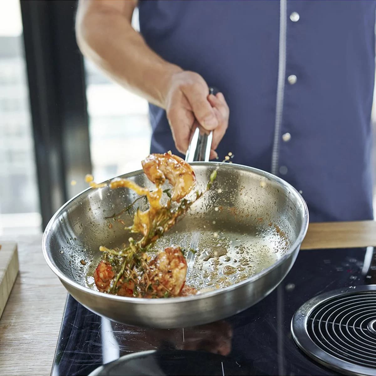تابه استیل سه لایه زولینگ مدل پرو 20 سانت ZWILLING Pro Frying Pan 20cm — تصویر ۲