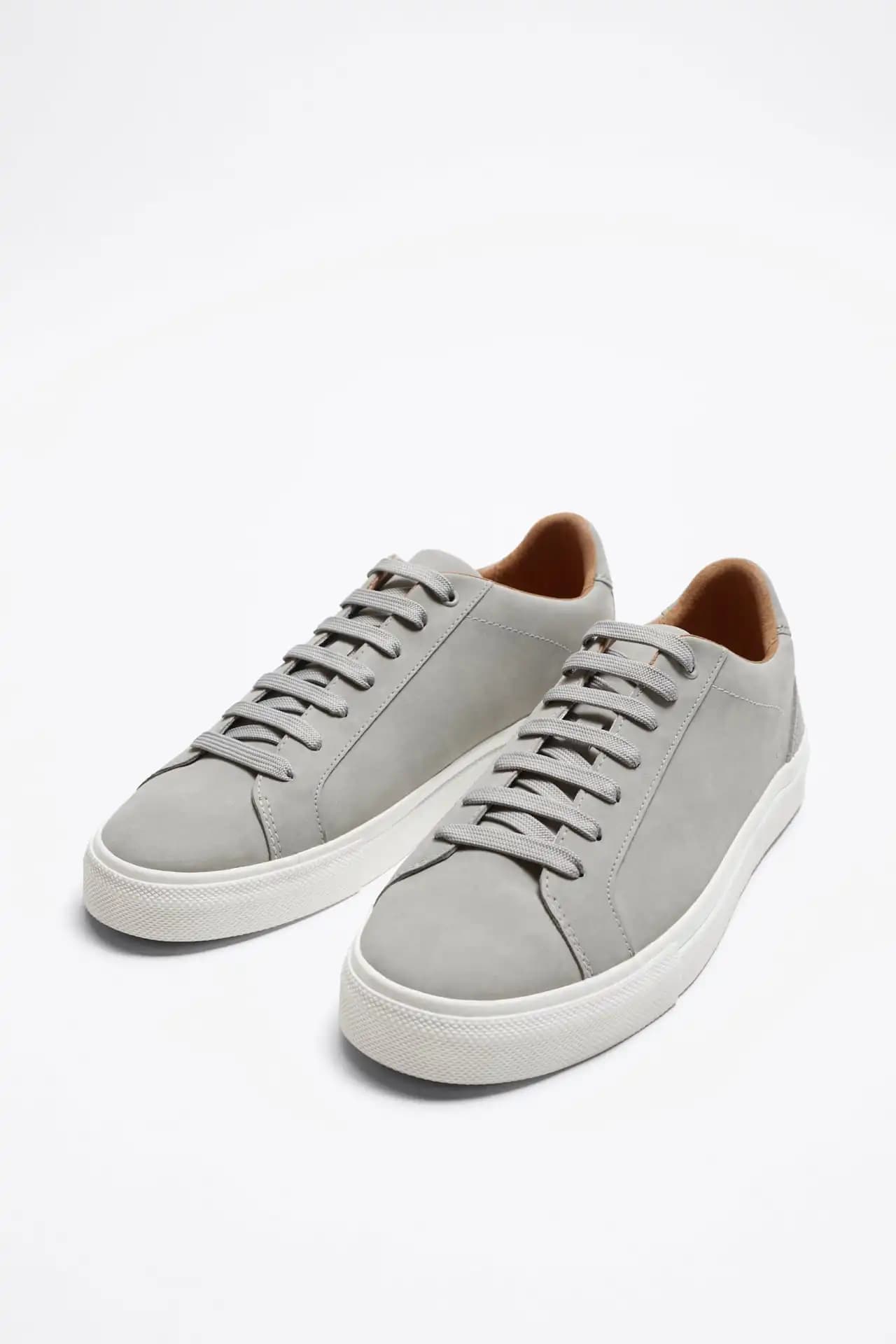 کفش اورجینال Zara مدل Minimalist Lace-Up Trainers — تصویر ۵
