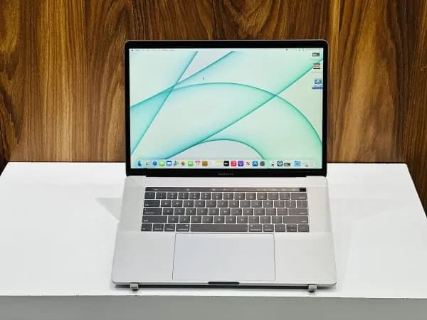 مک بوک پرو اپل APPLE MACBOOK PRO 2019 A1990 | i9 9880 H | 32 GB DDR4 | 1TR SSD | 4GB AMD RADEON VEGA 16 | 15.4 3K — تصویر ۴
