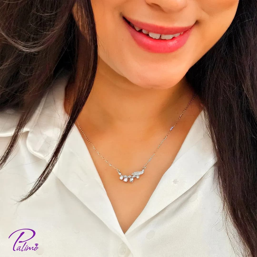 گردنبند نقره گل لاله کد N2249 با روکش طلا سفید — تصویر ۴