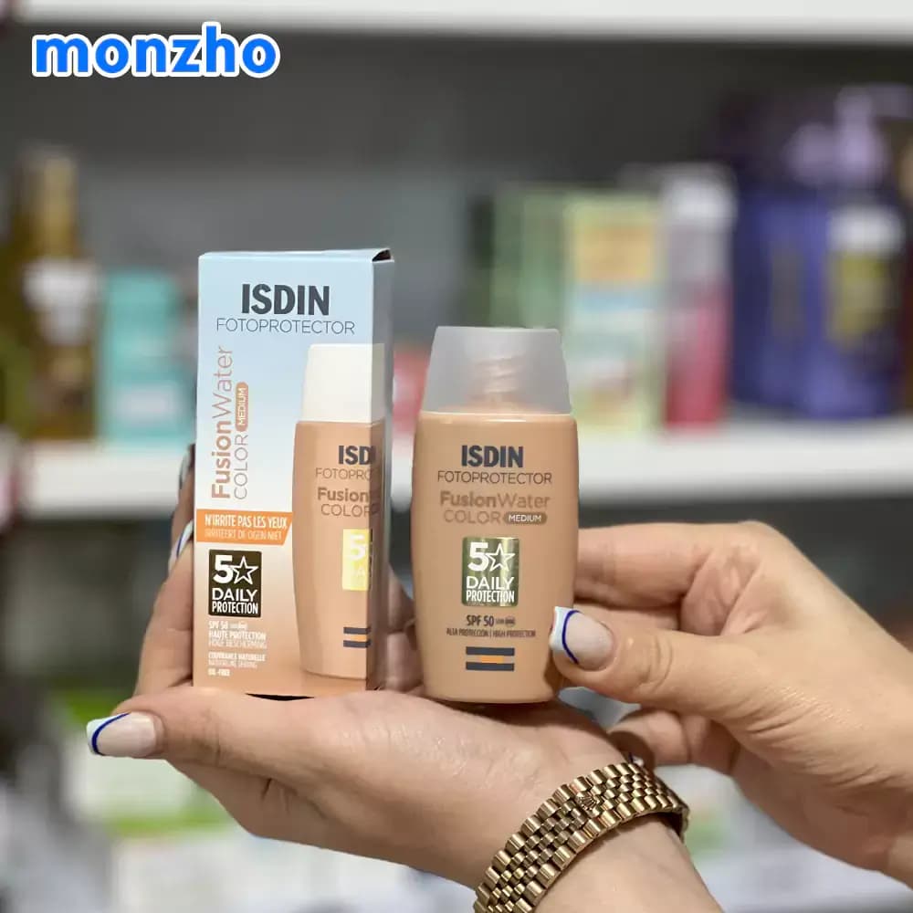 ضد آفتاب رنگی فیوژن واتر ایزدین SPF+50 رنگ مدیوم مناسب پوست چرب 50 میل — تصویر ۶
