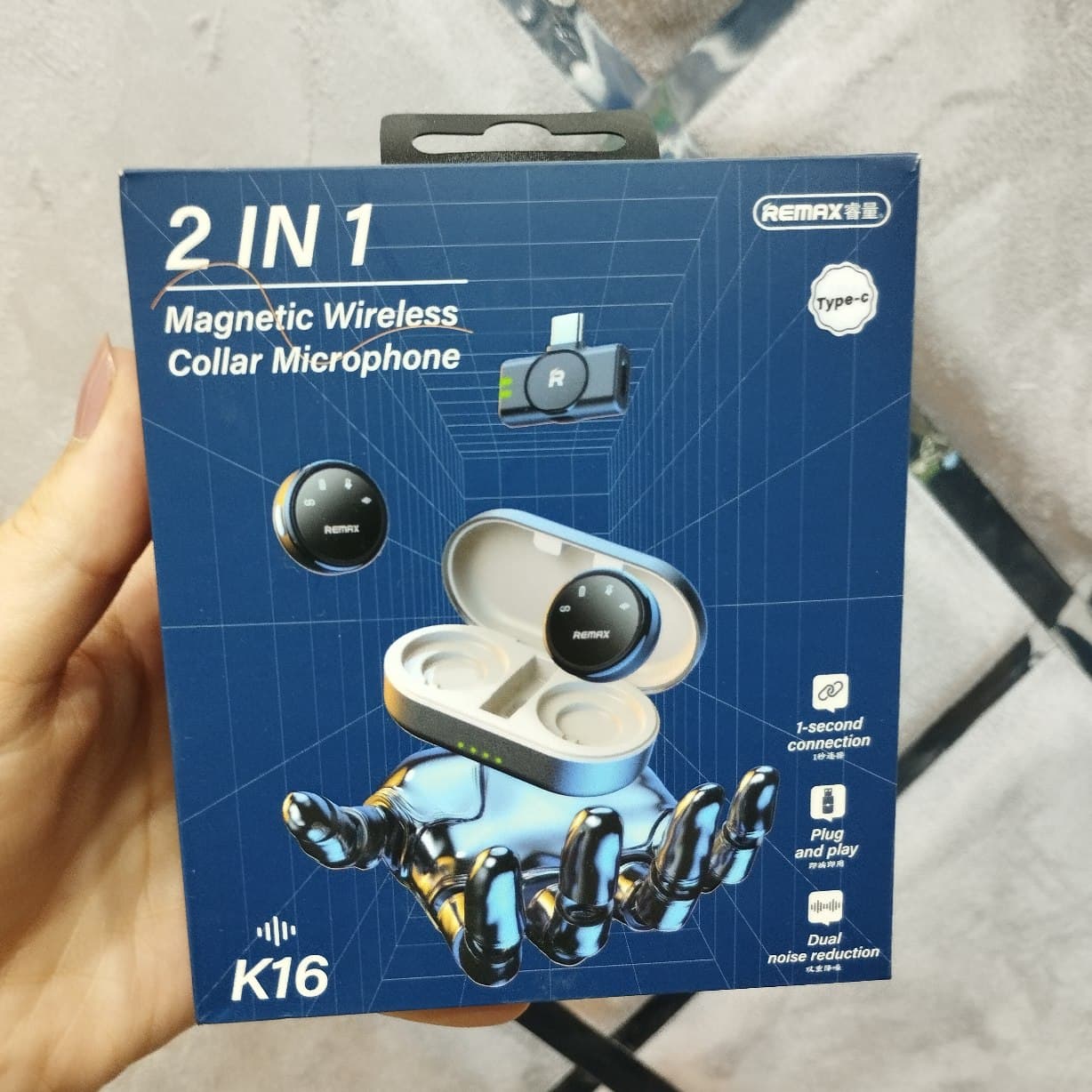 میکروفون یقهای بیسیم دوگانه ریمکس مدل K16 به همراه کیس شارژ — تصویر ۸