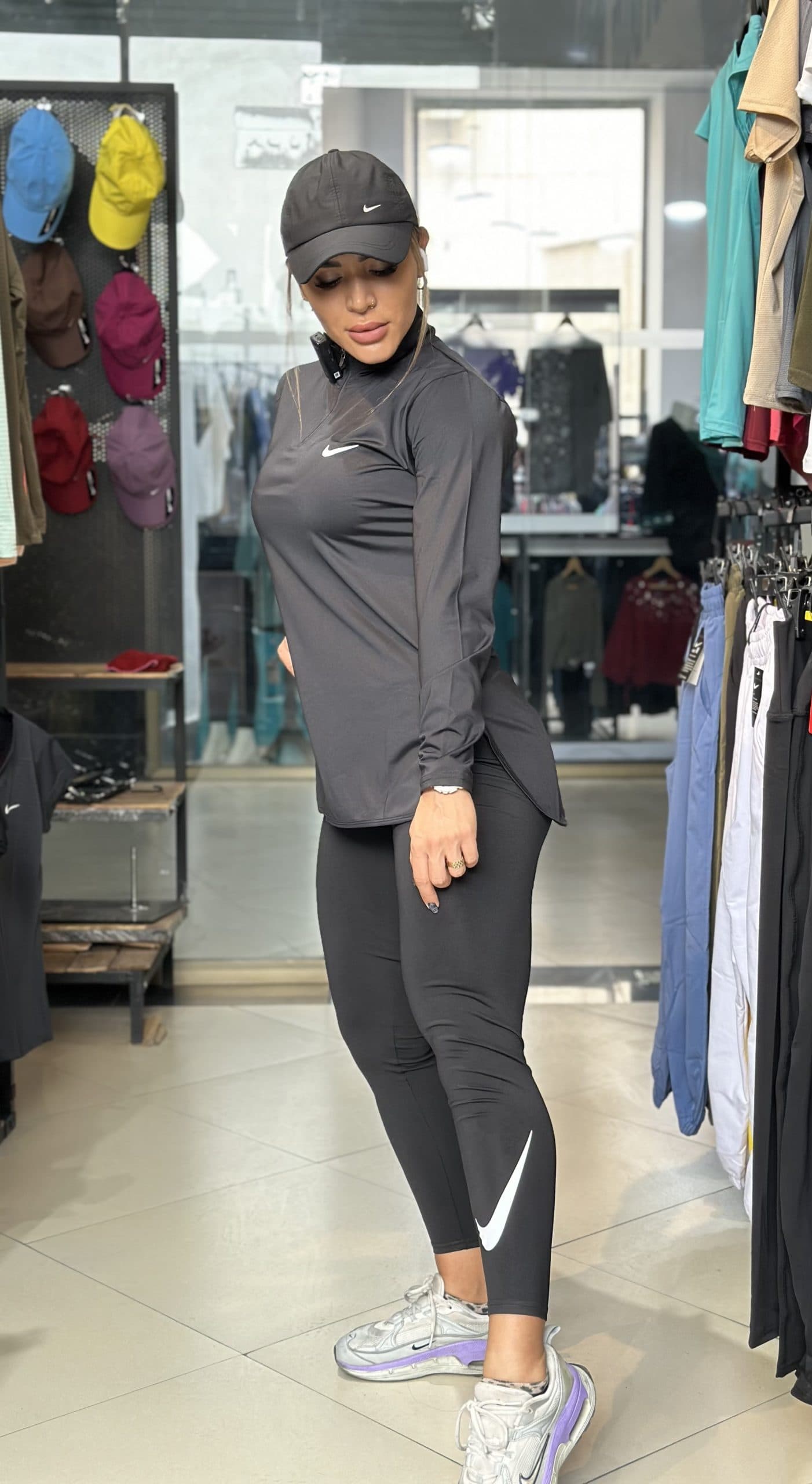 تونیک نیمزیپ مشکی کد 4291 — تصویر ۲