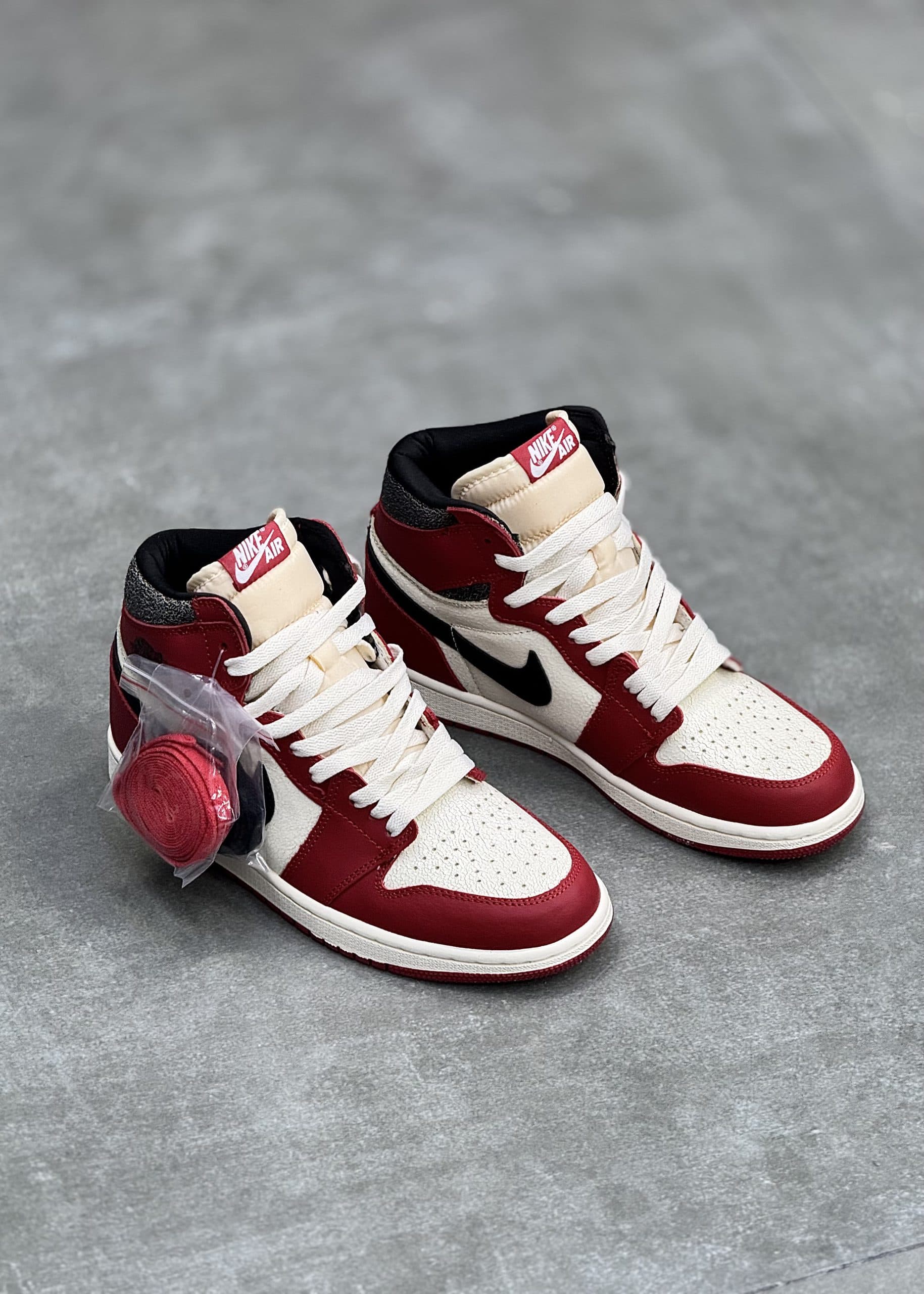 | نایک جردن ساقدار شیکاگو | NIKE JORDAN 1 HIGE CHICAGO LOST & FOUND — تصویر ۴
