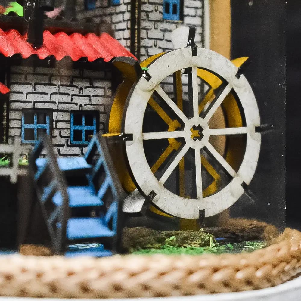 حباب دکوری چراغدار طرح خانه آسیابدار فصل بهار مدل ۰۴۱ — تصویر ۶