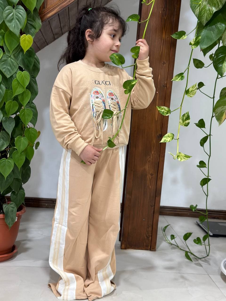 کراپ شلوار دخترانه طرح کفش — تصویر ۵
