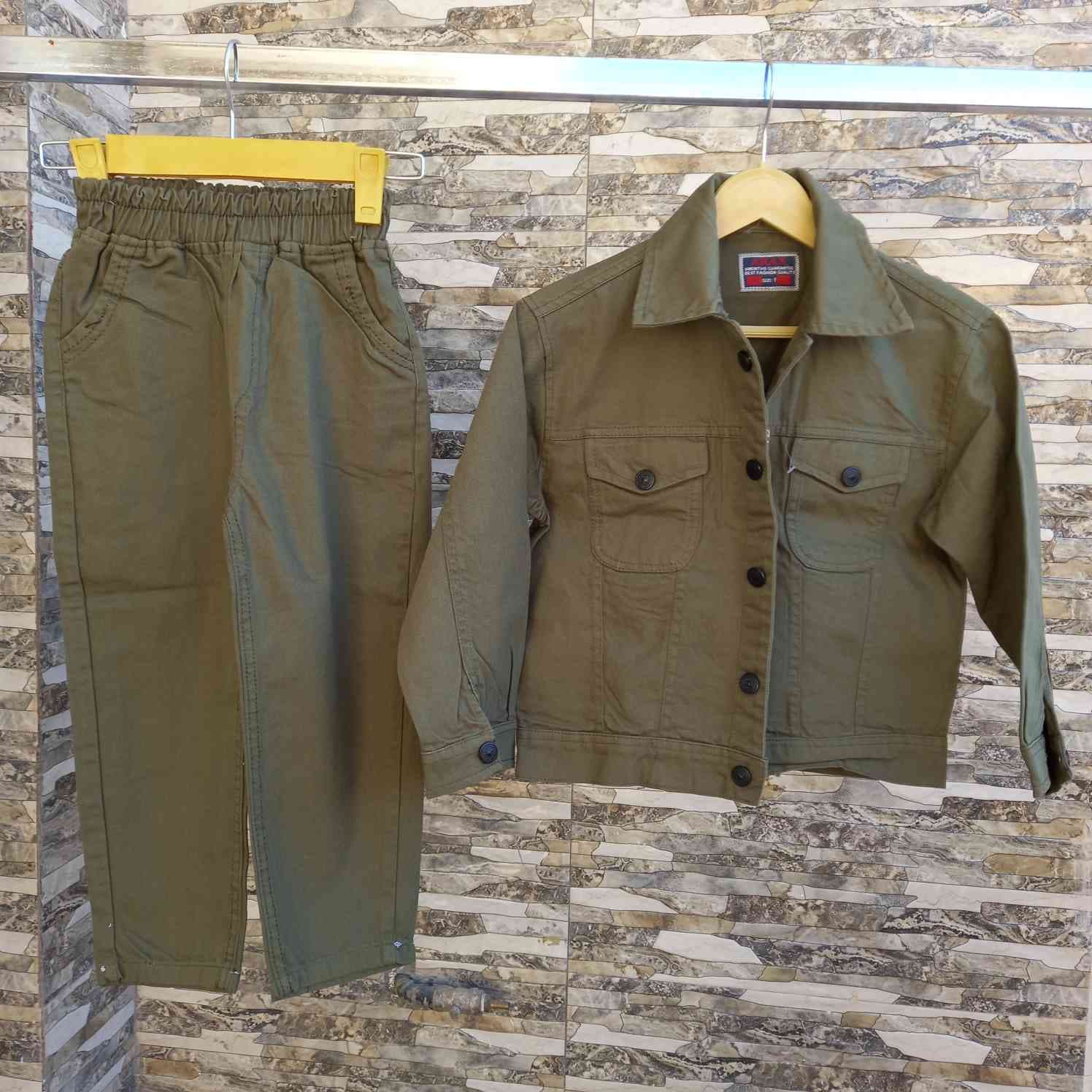 کت شلوار پسرانه کتان اسپرت سایز 50تا65 کد 2001006 — تصویر ۲