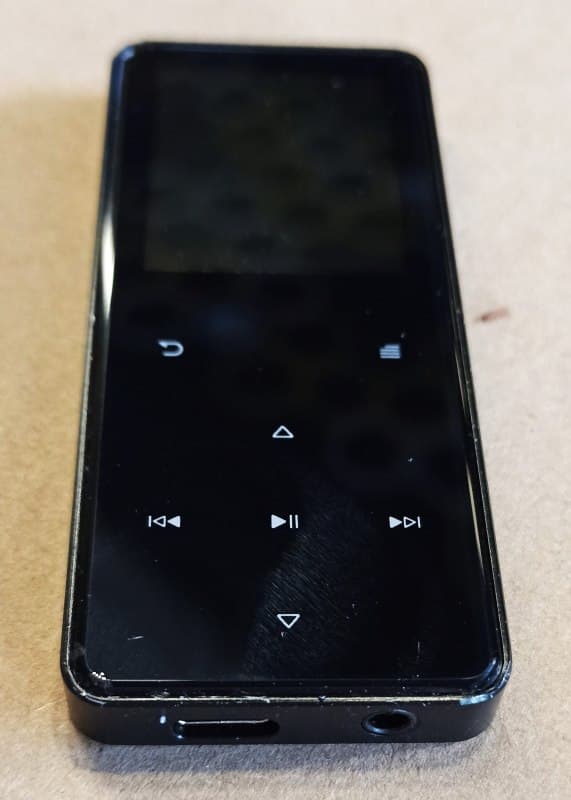پخش کننده موسیقی MP3 پلیر 64 گیگابایتی (دارای خط و خش روی بدنه) — تصویر ۵