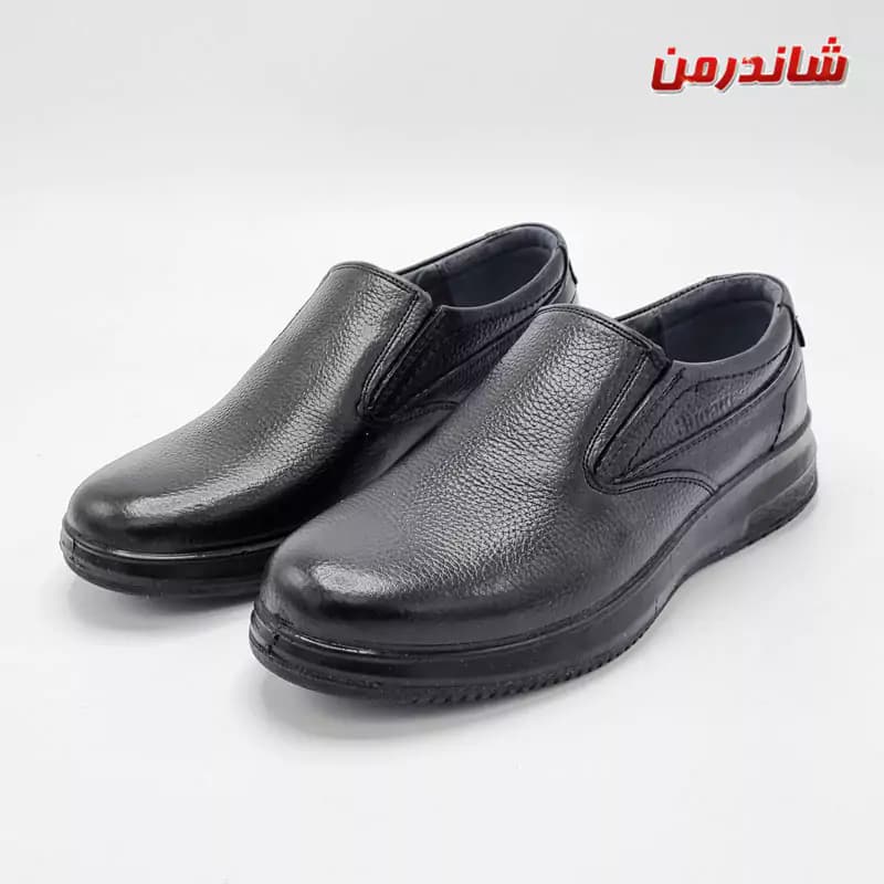 کفش چرم مردانه طبی مجلسی اداری کنار کش مدل بوگاتی مشکی — تصویر ۲