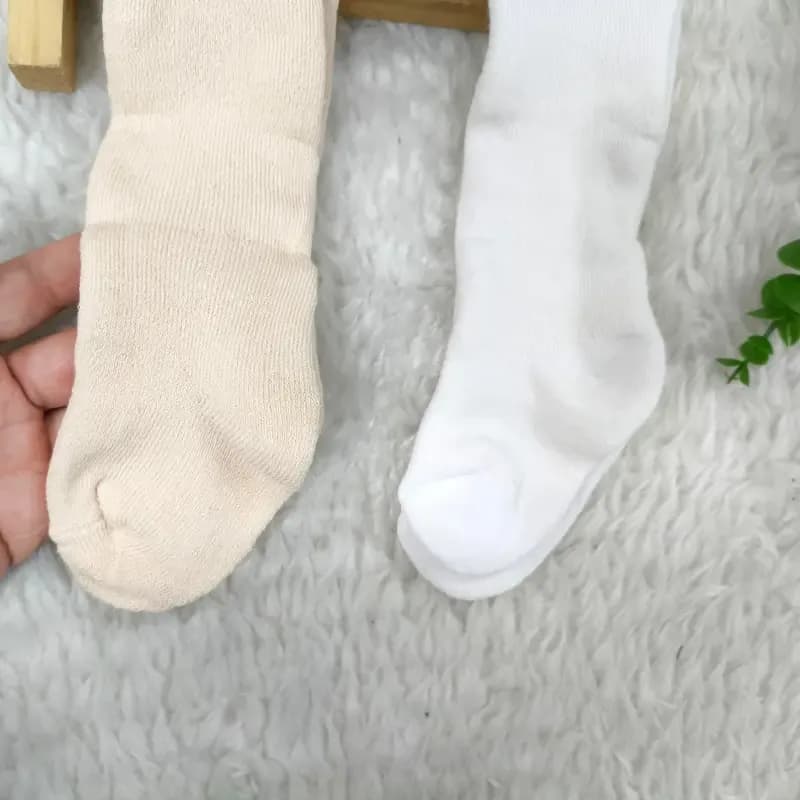 جوراب شلواری توکرکی حوله ای نوزادی دخترانه ترک ضخیم پاییزه نخی نرم لطیف سایز 6 تا 18 ماه — تصویر ۸