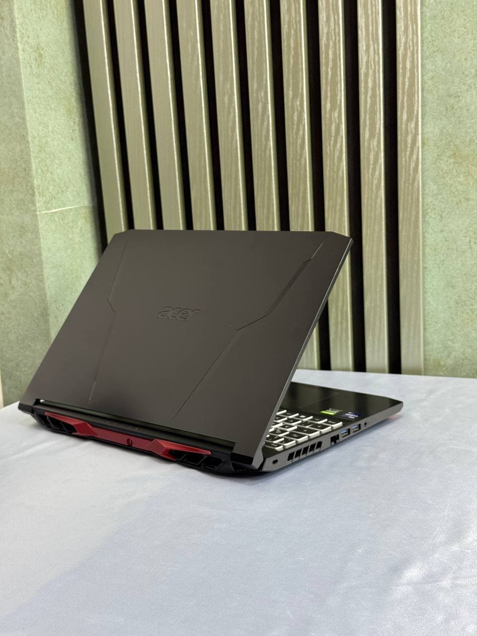 لپ تاپ گیمینگ ایسر Nitro 5 مدل i9-11900H ظرفیت ۵۱۲ گیگابایت رم ۱۶ گیگابایت کارت گرافیک RTX 3060 سایز ۱۵.۶ اینچ — تصویر ۵