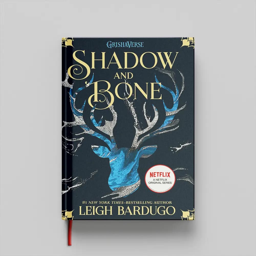 کتاب Shadow and Bone جلد سخت (HARDCOVER)