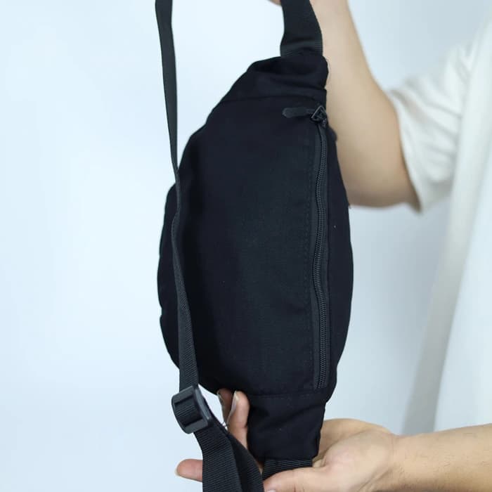 کیف بادی بگ و کیف کمری سه جیب کنفی حصیری — تصویر ۳