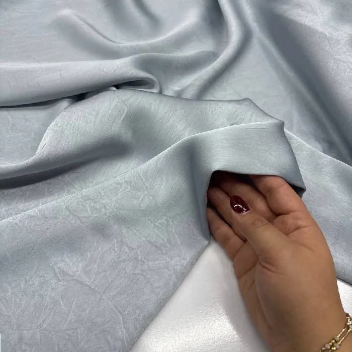 پارچه لیوسل سیلک تکسچر رنگ آبی روشن — تصویر ۵
