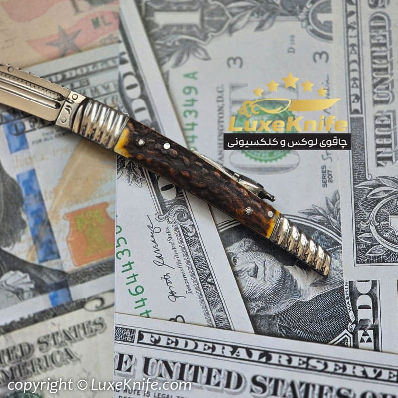 چاقوی کلکسیونی طرح ابرویی دسته شاخ گوزن استاد نادر عباسی — تصویر ۳