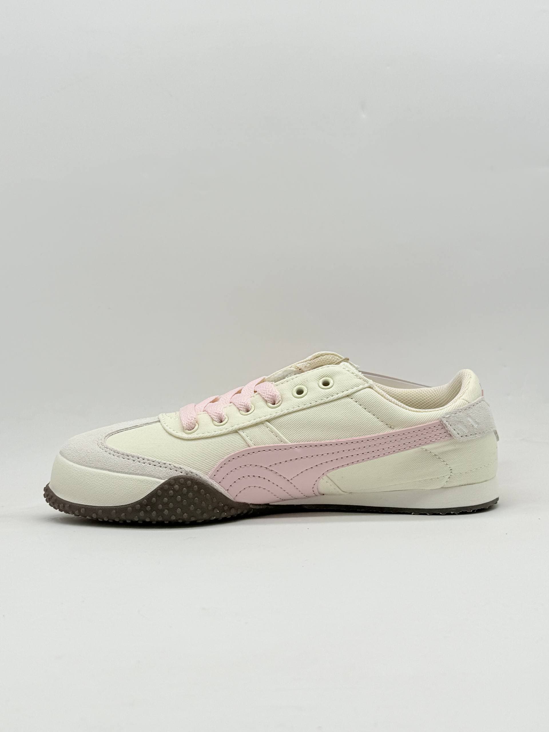 کفش پوما بلا سفید صورتی Puma Bella white pink Shoes — تصویر ۴