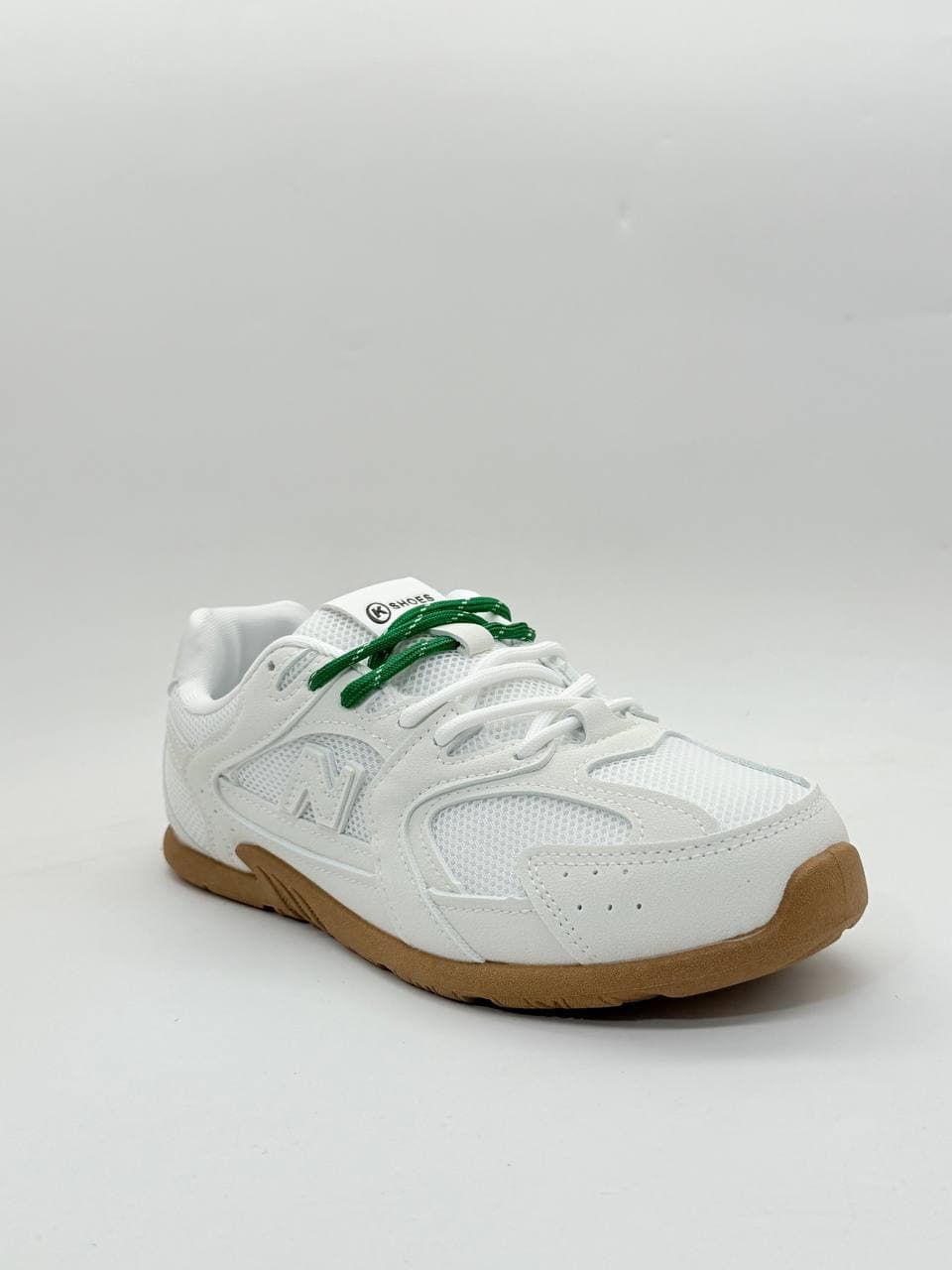 کتونی نیوبالانس میو میو سفید New Balance Miu Miu White Sneakers — تصویر ۴