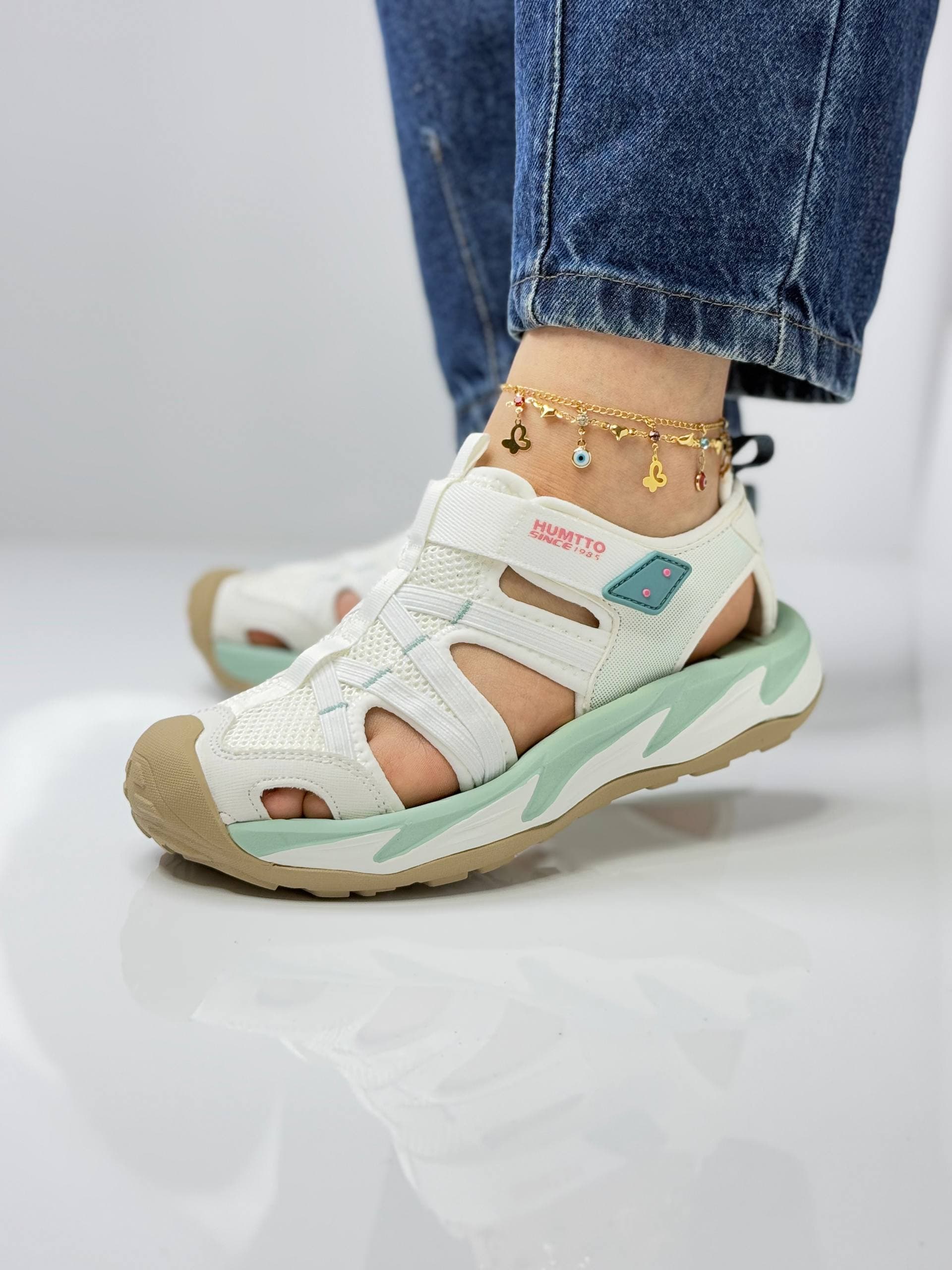 صندل پیاده روی هامتو زنانه سفید سبز White Green Hamto Women’s Walking Sandals — تصویر ۲