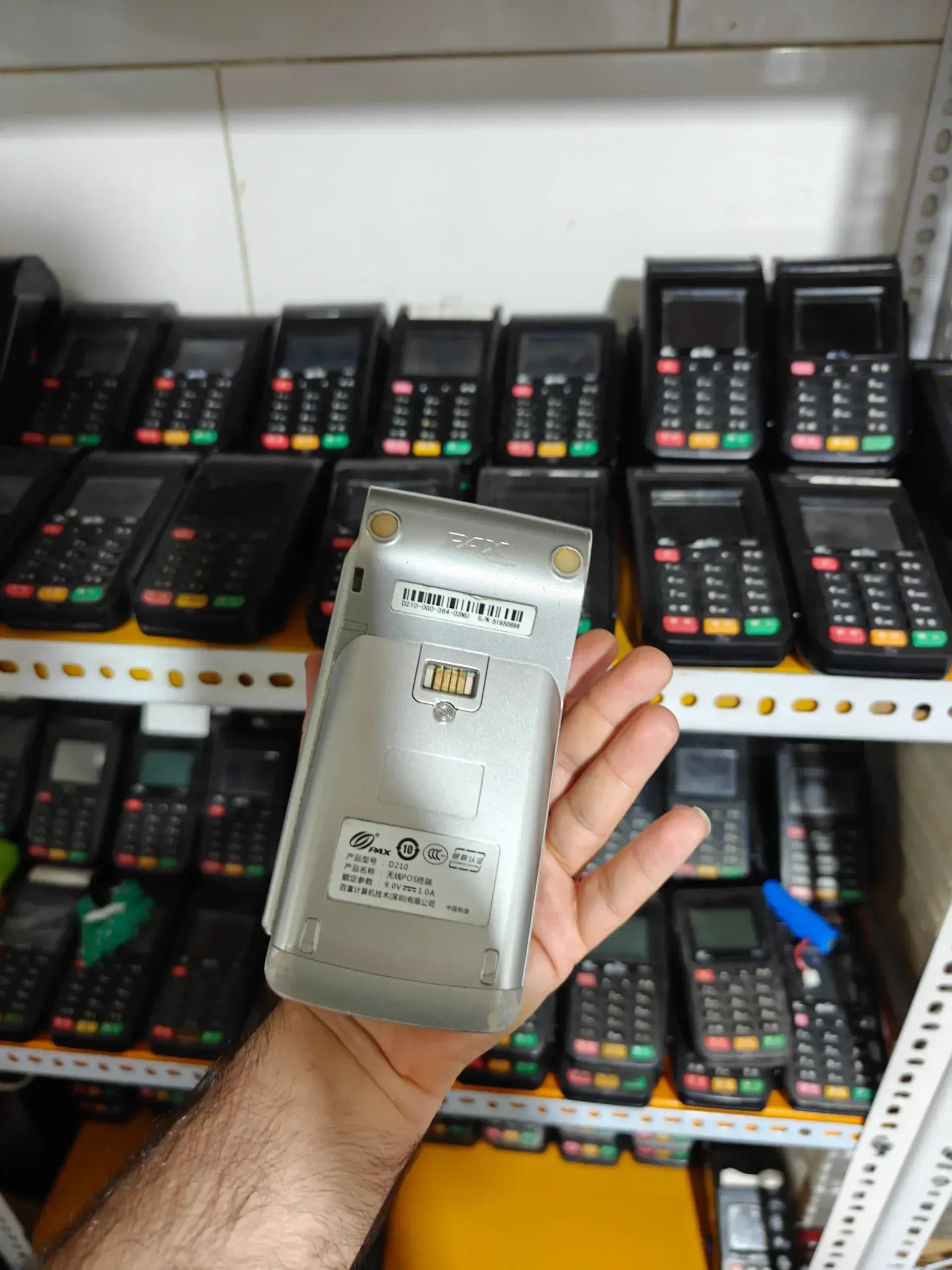 کارتخوان سیار PAX D210 – ارتقا یافته به 4G (استوک) — تصویر ۴