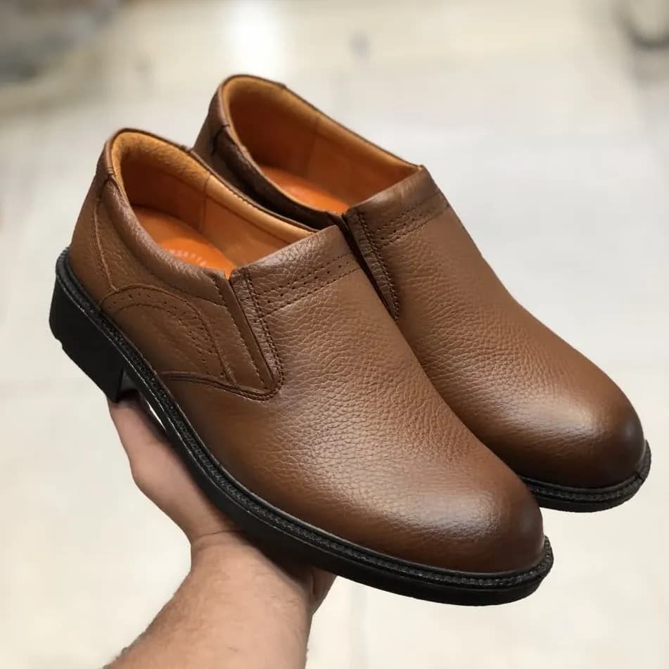 کفش چرم مردانه مجلسی ایپک رنگ عسلی چرم طبیعی زیره پیو — تصویر ۹