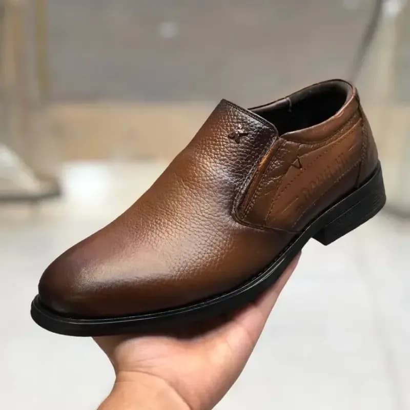 کفش چرم مردانه مجلسی رخشی عسلی کلاسیک رویه چرم طبیعی گاوی زیره لاستیکی نشکن و ضد سایش — تصویر ۷
