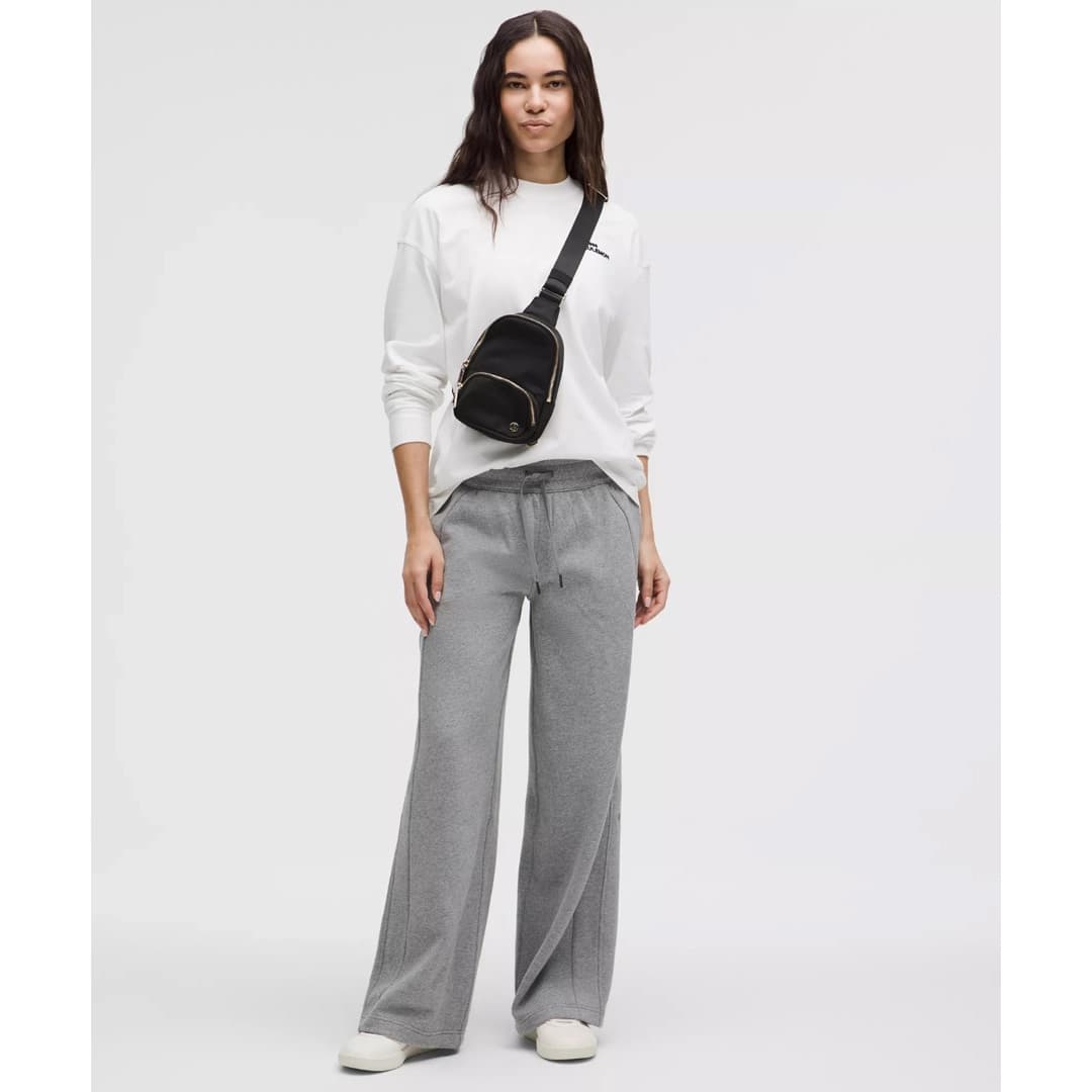 کیف لولولمون Smal Sling Bag — تصویر ۵