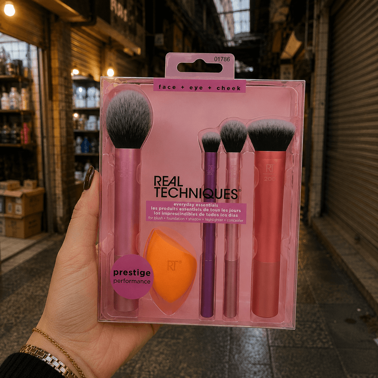 ست براش آرایشی ریل تکنیک Real Techniques مدل Everyday Essentials — تصویر ۳